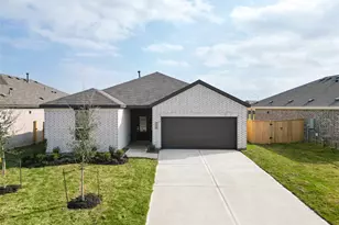 5406 Peacock Bass Dr, Baytown, TX 77521 - Photo 1