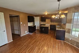 16150 Taloncrest Dr, Houston, TX 77083 - Photo 11