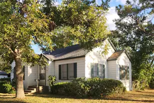 1400 Dyer Ave, Rosenberg, TX 77471 - Photo 1
