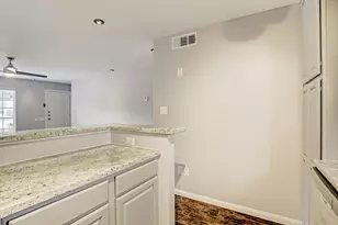 1860 White Oak, Houston, TX 77009 - Photo 9