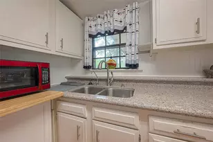 2520 Richmond St, Needville, TX 77461 - Photo 15