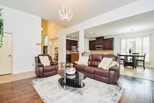 13619 Orchard Wind Ln, Pearland, TX 77584 - Photo 5