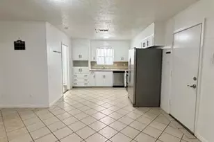 4690 Fieldwood Ln, Beaumont, TX 77706 - Photo 3