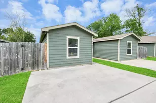 9027 Madera Rd, Houston, TX 77078 - Photo 41