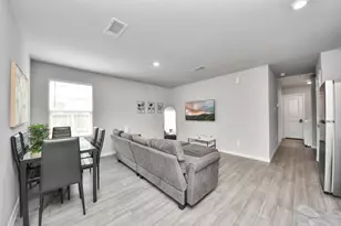 9027 Madera Rd, Houston, TX 77078 - Photo 7