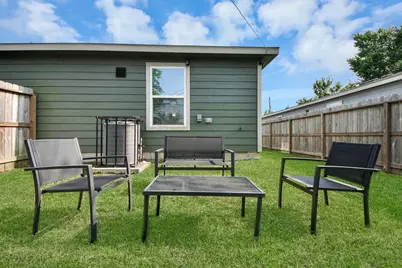 9027 Madera Road #A, Houston, TX 77078 - Photo 45