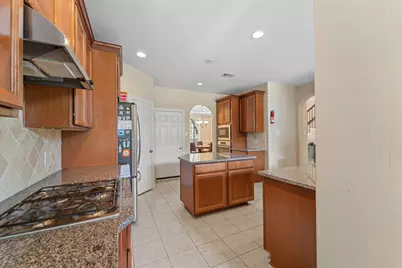 5515 Mangrove Creek Lane, Sugar Land, TX 77479 - Photo 9
