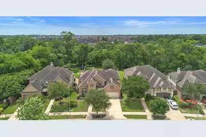 5515 Mangrove Creek Lane, Sugar Land, TX 77479 - Photo 3