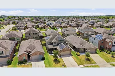 12611 Silverlight Court, Houston, TX 77014 - Photo 25