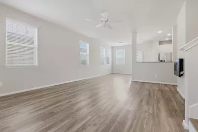 12611 Silverlight Court, Houston, TX 77014 - Photo 3