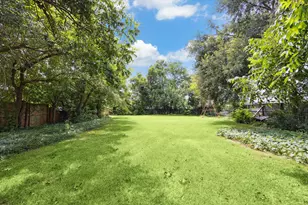 8606 Linkpass Ln, Houston, TX 77025 - Photo 1