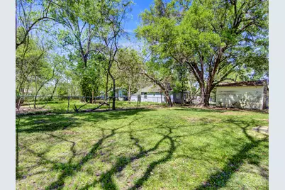 313 N Beauregard Street #1, Alvin, TX 77511 - Photo 17