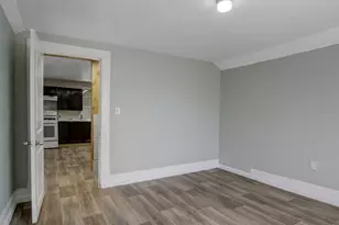 313 N Beauregard St, Alvin, TX 77511 - Photo 13