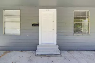 313 N Beauregard St, Alvin, TX 77511 - Photo 3