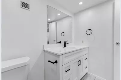 3901 Woodchase Drive #36, Houston, TX 77042 - Photo 17