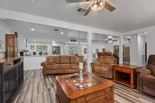 16701 Surrey Ln, Stagecoach, TX 77355 - Photo 9