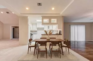 9650 Val Verde St, Houston, TX 77063 - Photo 5