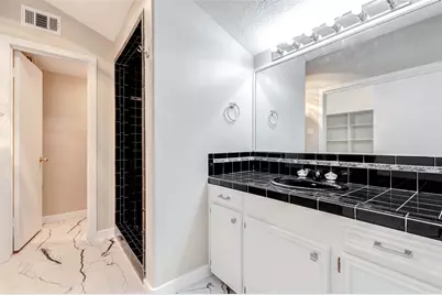 9650 Val Verde Street, Houston, TX 77063 - Photo 37