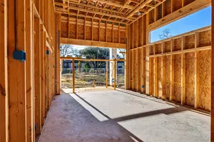 36 W Shady Ln, Houston, TX 77063 - Photo 19