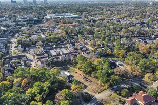 36 W Shady Ln, Houston, TX 77063 - Photo 25