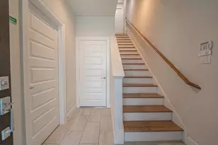 2721 Clinton Dr, Houston, TX 77020 - Photo 9