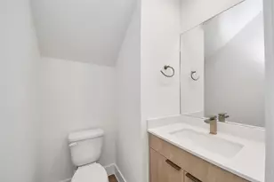 9135 Besos Ln, Houston, TX 77051 - Photo 5