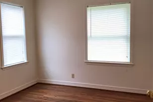 1113 E Miller St, Angleton, TX 77515 - Photo 7
