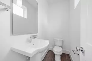 7508 Carver Rd, Houston, TX 77088 - Photo 9