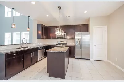 10002 Chase Court, Baytown, TX 77521 - Photo 5