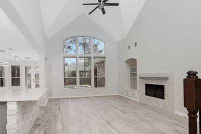 83 French Oaks, The Woodlands, TX 77382 - Photo 9