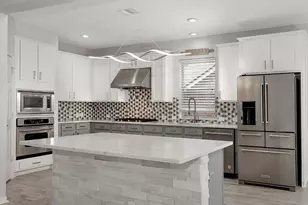 83 French Oaks, The Woodlands, TX 77382 - Photo 11