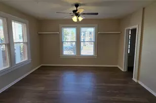 2109 Ave P, Galveston, TX 77550 - Photo 9