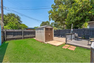 2912 Avenue N 1/2, Galveston, TX 77550 - Photo 15