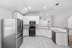 21738 May Apple Ct, Cypress, TX 77433 - Photo 5