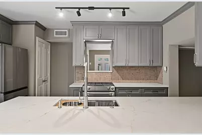 3514 Corondo Court, West University Place, TX 77005 - Photo 9