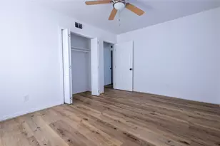 716 Gubert Ln, Alvin, TX 77511 - Photo 19