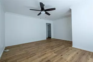 716 Gubert Ln, Alvin, TX 77511 - Photo 11