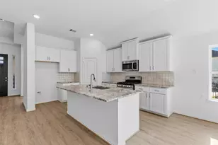 127 Mockingbird Trails Dr, Willis, TX 77318 - Photo 21