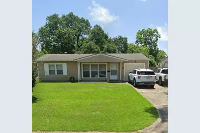 609 24th Avenue N, Texas City, TX 77590 - Photo 1