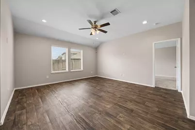 2403 Sutton Hollow Court, Spring, TX 77373 - Photo 9