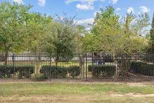 16320 Summit Oaks Dr, Conroe, TX 77303 - Photo 5