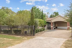 16320 Summit Oaks Dr, Conroe, TX 77303 - Photo 1