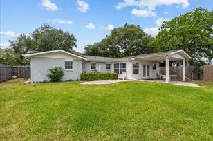 1506 Harbor View Cir, Galveston, TX 77550 - Photo 17