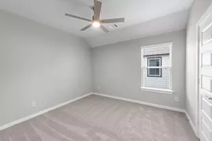 2930 Belle Tree Ln, Katy, TX 77493 - Photo 19