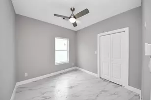 8308 Comal St, Houston, TX 77051 - Photo 11