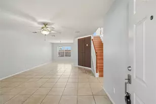 7027 Waveland Dr, Houston, TX 77072 - Photo 3