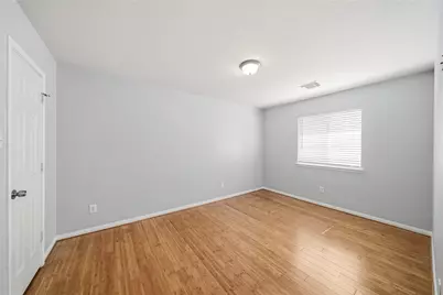 7027 Waveland Drive, Houston, TX 77072 - Photo 19