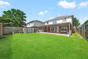 7027 Waveland Dr, Houston, TX 77072 - Photo 29