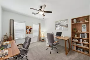 2630 Shady Acres Ct, Houston, TX 77008 - Photo 5