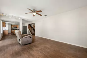 5331 Village Springs Dr, Houston, TX 77339 - Photo 7